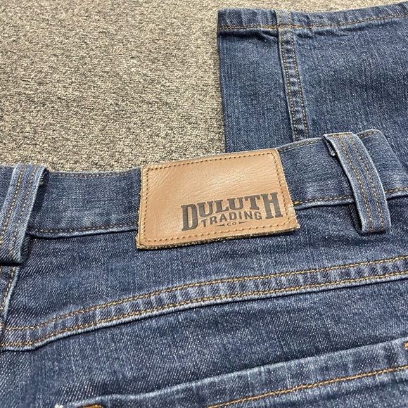 Duluth Trading Co Men’s Flex Weekender Jeans Standard Fit Size 32x34 - Picture 4 of 6